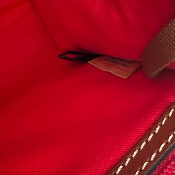 NWT Dooney & Bourke Pebble Leather Zip Crossbody w/Small Coin Case Elephant Gray - Picture 6 of 9